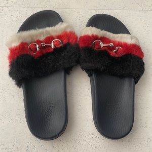 Gucci little girls slides with faux fur